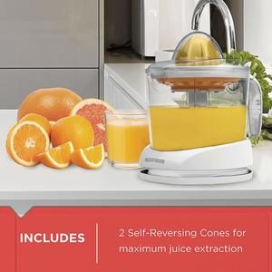 1. BLACK+DECKER 34oz Citrus Juicer, CJ625