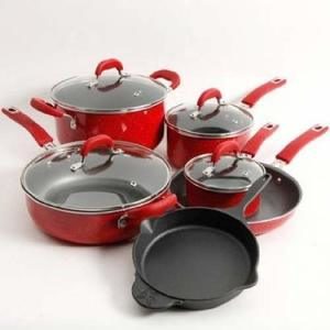 1. The Pioneer Woman Vintage Speckle Cookware Set