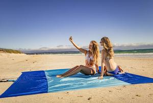 3. Wekapo Sand-Free Extra Large Beach Blankets