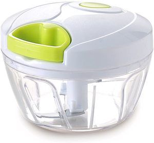 9. Vinipiak Manual Food Chopper (2 cups)