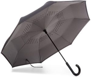 #8 The totes InBrella Reverse Close Umbrella