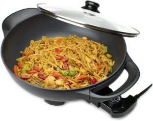 6. Brentwood Appliances SK-69BK Electric Wok Skillet