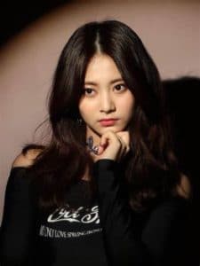 1. Tzuyu (TWICE)