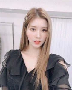 5. Eunbi (IZONE)