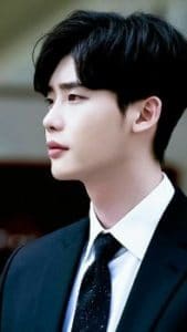 6. Lee Jong-suk