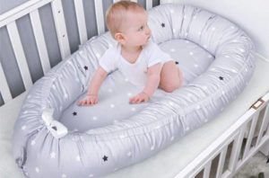 8. YGJT Portable Newborn Baby Nest Lounger